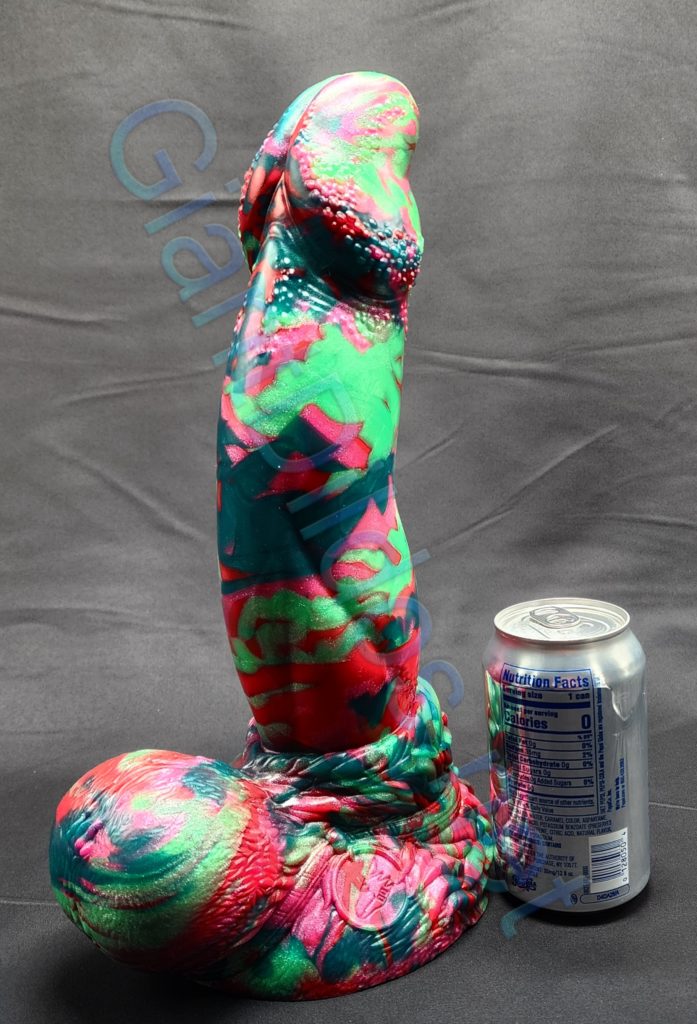 Bad Dragon Ky'el L vs soda can
